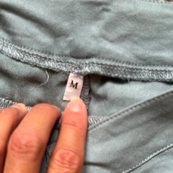 Stylish Gray High-Waisted Shorts - Picture 2 of 3